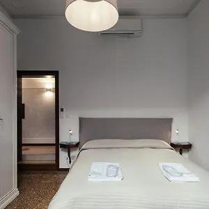 Residenza Dei Dogi Apartment